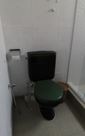 Casa à venda com 1210m², 8 quartos e 5 vagasCasa 3 - Banheiro Social