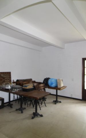 Casa à venda com 1210m², 8 quartos e 5 vagasCasa 2 - Sala