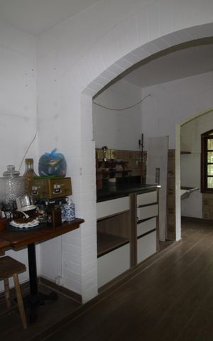 Casa à venda com 1210m², 8 quartos e 5 vagasCasa 2 - Cozinha