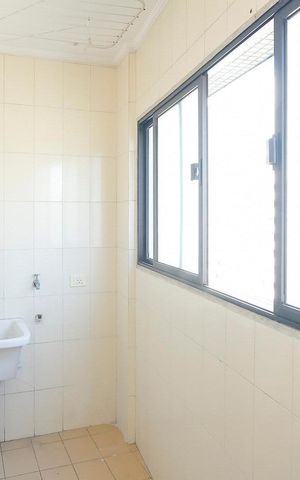 Apartamento à venda com 98m², 3 quartos e 2 vagasÁrea de serviço