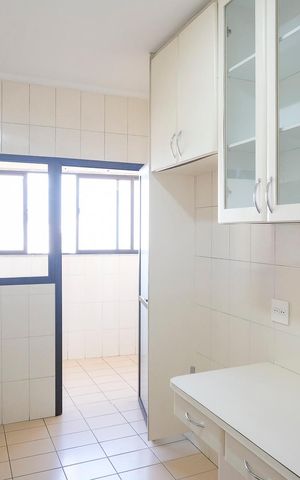 Apartamento à venda com 98m², 3 quartos e 2 vagasCozinha