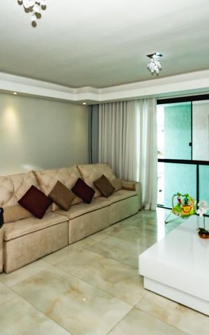 Casa à venda com 245m², 3 quartos e 2 vagasSala de TV