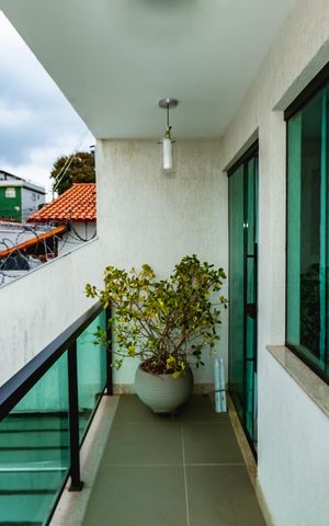 Casa à venda com 245m², 3 quartos e 2 vagasVaranda do Quarto 3
