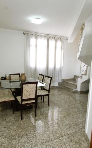 Apartamento à venda com 200m², 4 quartos e 3 vagasSala