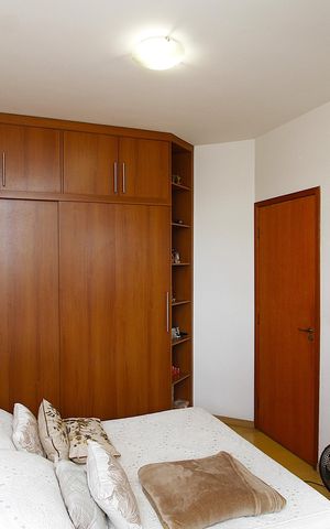 Apartamento à venda com 200m², 4 quartos e 3 vagasQuarto 2 - Suíte
