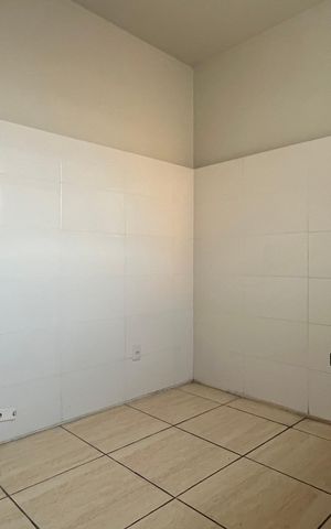 Casa para alugar com 150m², 8 quartos e 2 vagas Casa para alugar com 150m², 8 quartos e 2 vagasCozinha