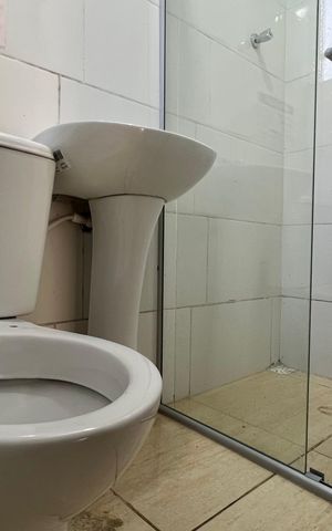 Casa para alugar com 150m², 8 quartos e 2 vagas Casa para alugar com 150m², 8 quartos e 2 vagasBanheiro