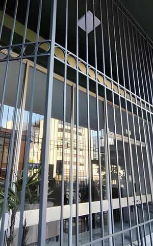 Apartamento para alugar com 164m², 4 quartos e 1 vaga Apartamento para alugar com 164m², 4 quartos e 1 vagaFachada