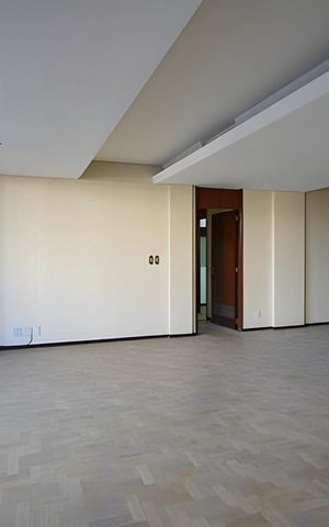 Apartamento para alugar com 164m², 4 quartos e 1 vaga Apartamento para alugar com 164m², 4 quartos e 1 vagaSala