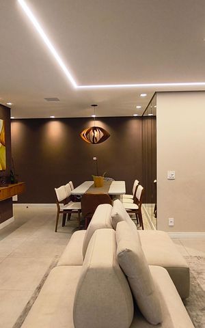 Apartamento à venda com 109m², 3 quartos e 2 vagas Apartamento à venda com 109m², 3 quartos e 2 vagasSala