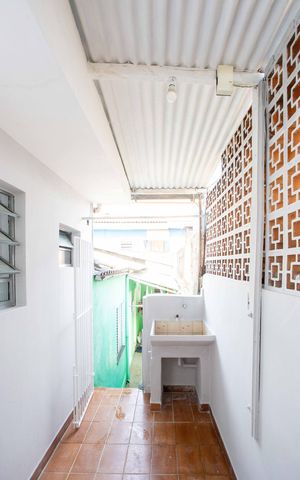 Casa para alugar com 46m², 1 quarto e 1 vagaÁrea de Serviço