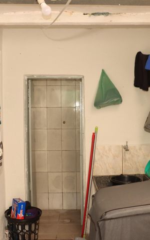 Casa à venda com 80m², 1 quarto e sem vagaÁrea de serviço