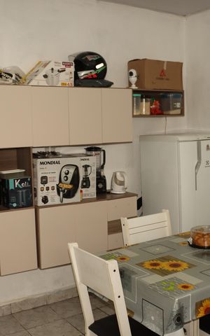 Casa à venda com 80m², 1 quarto e sem vagaSala/Cozinha