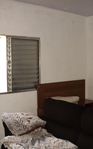 Casa à venda com 80m², 1 quarto e sem vagaQuarto