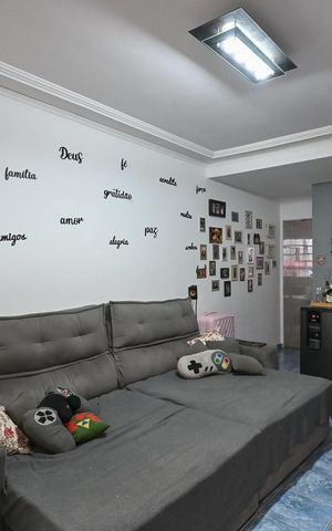 Casa à venda com 110m², 2 quartos e 1 vagaSala