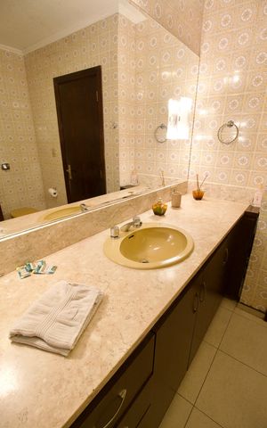 Casa para alugar com 270m², 5 quartos e 3 vagas Casa para alugar com 270m², 5 quartos e 3 vagasBanheiro