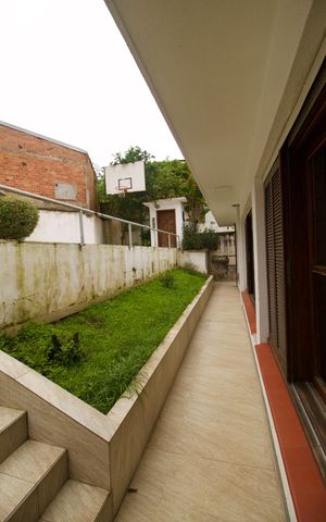 Casa para alugar com 270m², 5 quartos e 3 vagas Casa para alugar com 270m², 5 quartos e 3 vagasQuintal