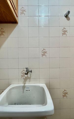 Apartamento à venda com 42m², 1 quarto e sem vaga Apartamento à venda com 42m², 1 quarto e sem vagaCozinha e Área de Serviço
