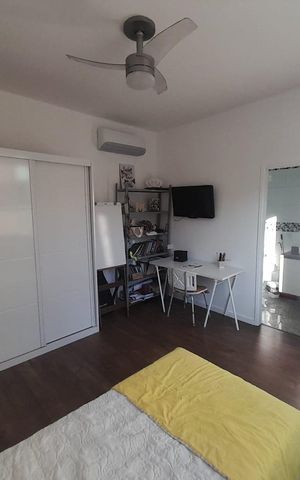 Casa de condomínio à venda com 1116m², 4 quartos e 6 vagas Casa de condomínio à venda com 1116m², 4 quartos e 6 vagasQuarto 3