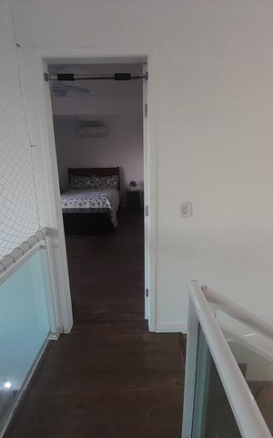 Casa de condomínio à venda com 1116m², 4 quartos e 6 vagas Casa de condomínio à venda com 1116m², 4 quartos e 6 vagasCorredor