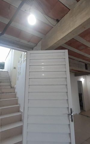 Casa de condomínio à venda com 1116m², 4 quartos e 6 vagas Casa de condomínio à venda com 1116m², 4 quartos e 6 vagasÁrea externa