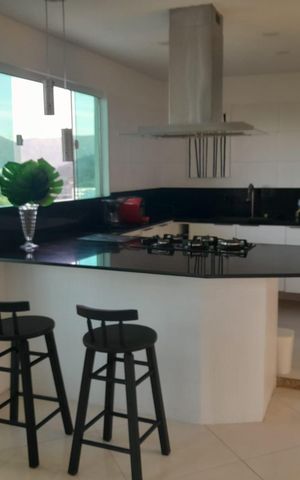 Casa de condomínio à venda com 1116m², 4 quartos e 6 vagas Casa de condomínio à venda com 1116m², 4 quartos e 6 vagasCozinha