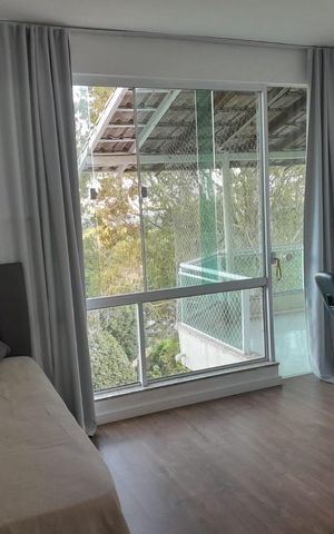 Casa de condomínio à venda com 1116m², 4 quartos e 6 vagas Casa de condomínio à venda com 1116m², 4 quartos e 6 vagasQuarto 2