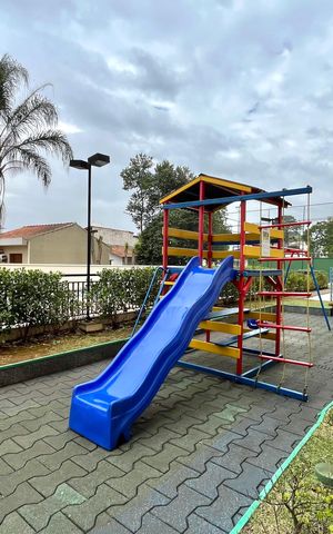 Apartamento à venda com 76m², 2 quartos e 1 vaga Apartamento à venda com 76m², 2 quartos e 1 vagaÁrea comum - Playground