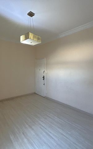 Apartamento à venda com 43m², 1 quarto e sem vagaSala