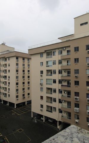 Apartamento à venda com 55m², 2 quartos e 1 vagaSala - Varanda