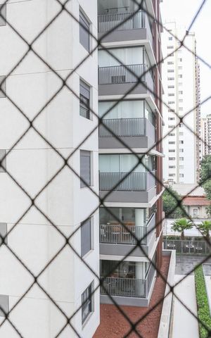 Apartamento à venda com 150m², 3 quartos e 2 vagas Apartamento à venda com 150m², 3 quartos e 2 vagasVista da Suíte 2