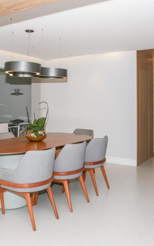 Apartamento à venda com 150m², 3 quartos e 2 vagas Apartamento à venda com 150m², 3 quartos e 2 vagasSala e Varanda Gourmet