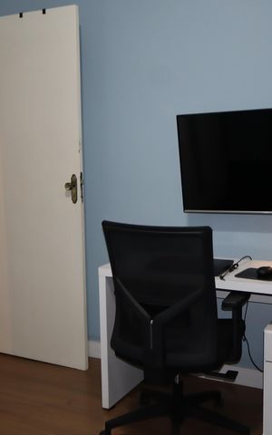 Casa para alugar com 100m², 2 quartos e 2 vagasQuarto 2