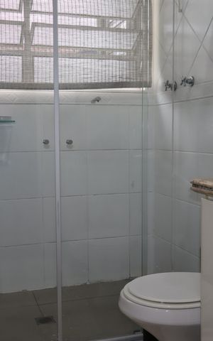 Casa para alugar com 100m², 2 quartos e 2 vagasBanheiro