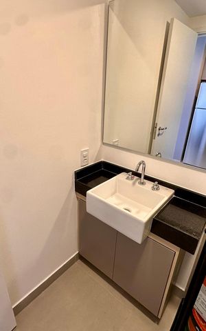 Studio para alugar com 27m², 1 quarto e sem vaga Studio para alugar com 27m², 1 quarto e sem vagaBanheiro
