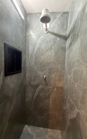 Studio à venda com 49m², 1 quarto e sem vaga Studio à venda com 49m², 1 quarto e sem vagaBanheiro