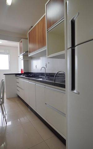 Apartamento para alugar com 76m², 2 quartos e 1 vagaCozinha 