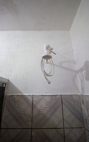 Casa à venda com 270m², 6 quartos e 5 vagasBanheiro social