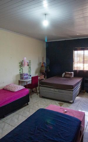 Casa à venda com 270m², 6 quartos e 5 vagasSuíte 2
