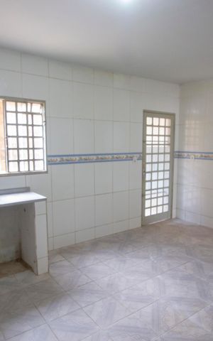 Casa à venda com 270m², 6 quartos e 5 vagasCozinha
