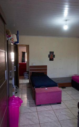 Casa à venda com 270m², 6 quartos e 5 vagasSuíte 2