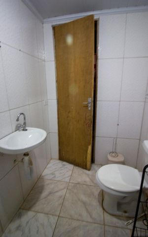 Casa à venda com 270m², 6 quartos e 5 vagasBanheiro da suíte 2
