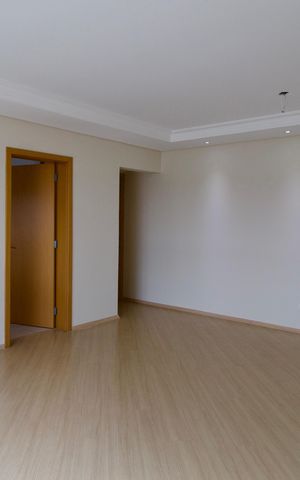 Apartamento à venda com 150m², 3 quartos e 2 vagas Apartamento à venda com 150m², 3 quartos e 2 vagasSala