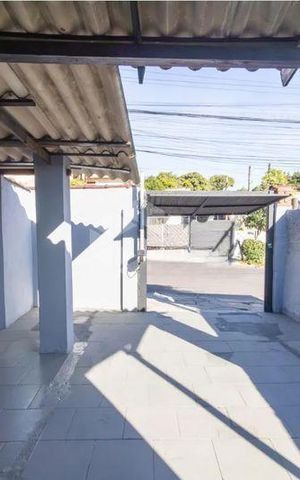 Casa à venda com 130m², 2 quartos e 2 vagas