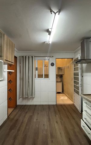Casa para alugar com 120m², 3 quartos e 2 vagas Casa para alugar com 120m², 3 quartos e 2 vagasCozinha
