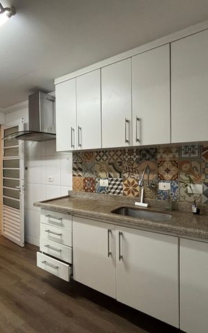 Casa para alugar com 120m², 3 quartos e 2 vagas Casa para alugar com 120m², 3 quartos e 2 vagasCozinha