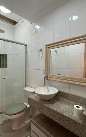 Casa para alugar com 120m², 3 quartos e 2 vagas Casa para alugar com 120m², 3 quartos e 2 vagasBanheiro