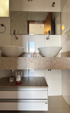 Casa para alugar com 120m², 3 quartos e 2 vagas Casa para alugar com 120m², 3 quartos e 2 vagasBanheiro