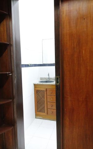Casa de condomínio para alugar com 192m², 3 quartos e 1 vagaCloset da suíte 1