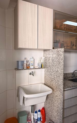 Apartamento à venda com 64m², 2 quartos e 1 vagaÁrea de Serviço